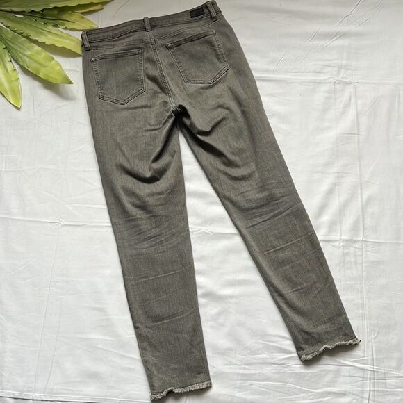 ⭐️RALPH Lauren Premier Skinny Cropped Jeans⭐️ - Picture 4 of 6